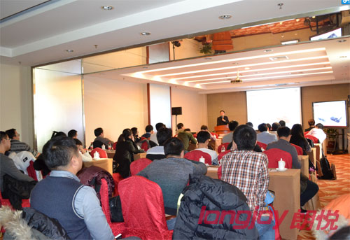 培訓會現場座無虛席